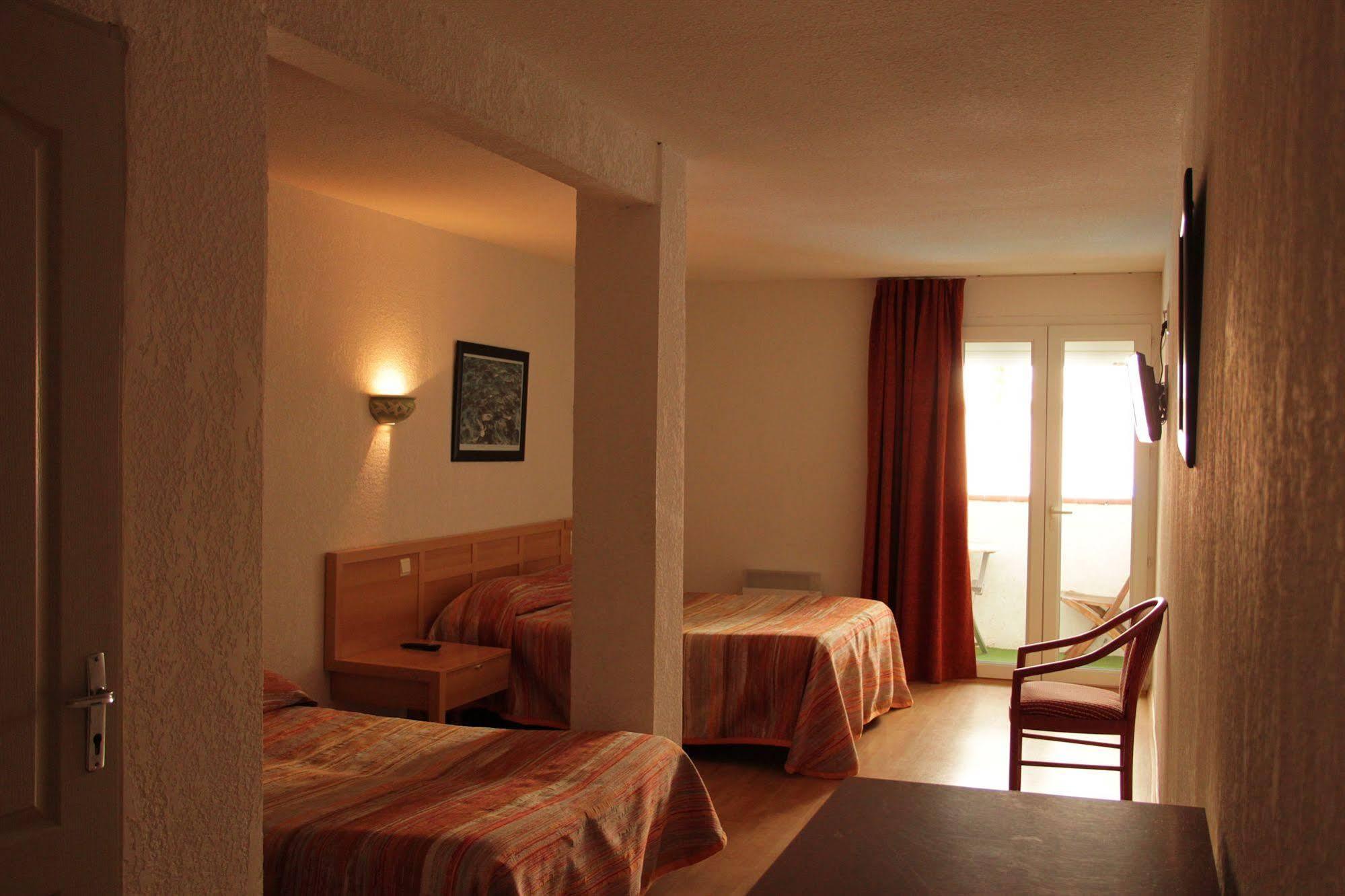 Hotel Saint Georges, Face A La Mer Canet-en-Roussillon Exteriér fotografie