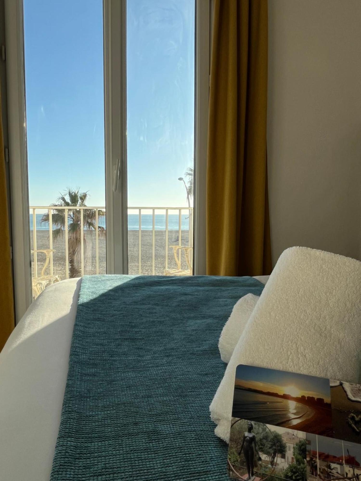 Hotel Saint Georges, Face A La Mer Canet-en-Roussillon Exteriér fotografie