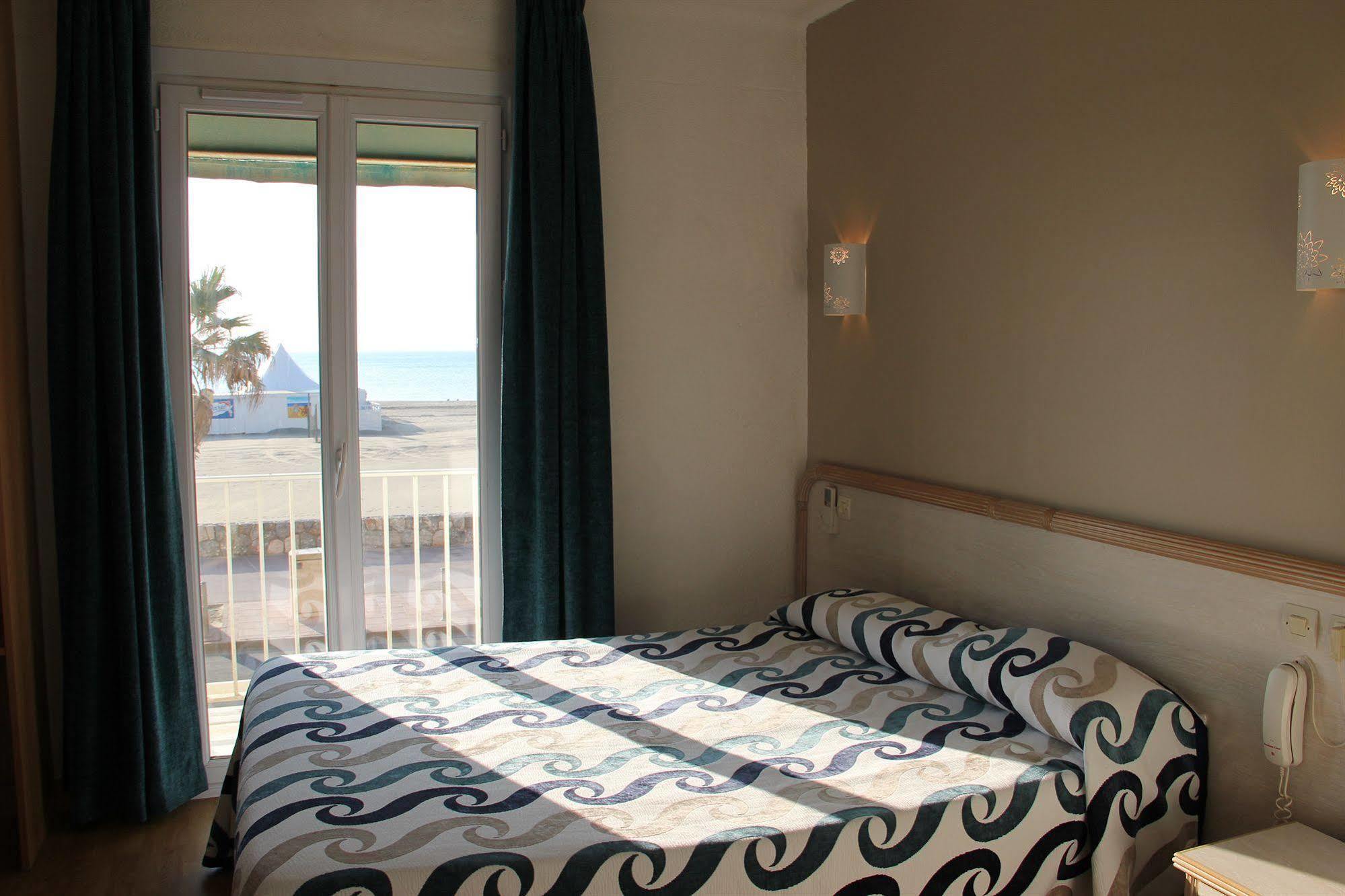 Hotel Saint Georges, Face A La Mer Canet-en-Roussillon Exteriér fotografie